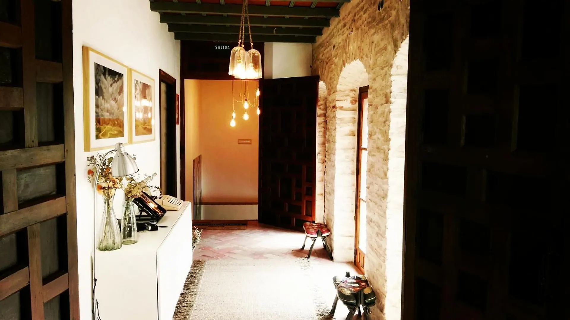 Hostal Cafe Frenteabastos Carmona  Carmona (Seville)