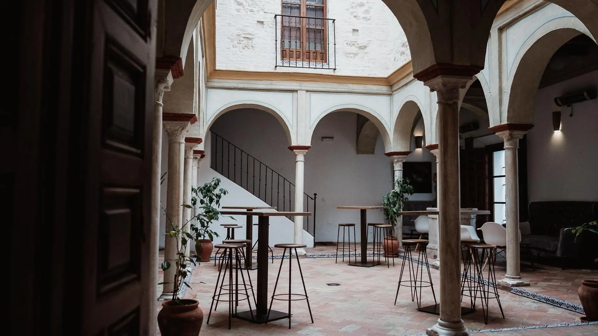 Hostal Cafe Frenteabastos Carmona  0*, Carmona (Seville)