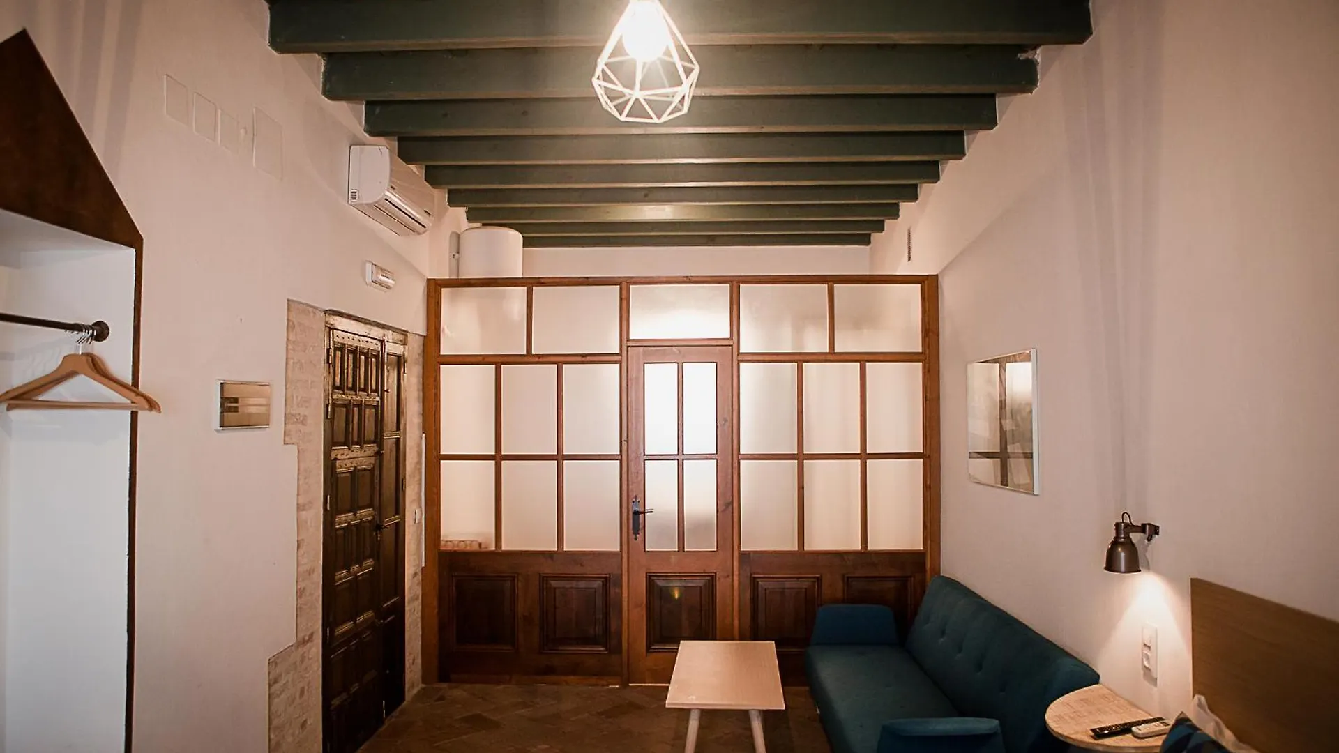 Hostal Cafe Frenteabastos Carmona  0*, Carmona (Seville) Spain